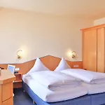 ホテル Hotel-restaurant Schwedi 3*