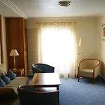 Hotel-restaurant Schwedi 3* ランゲナルゲン