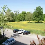 Hotel-restaurant Schwedi ホテル