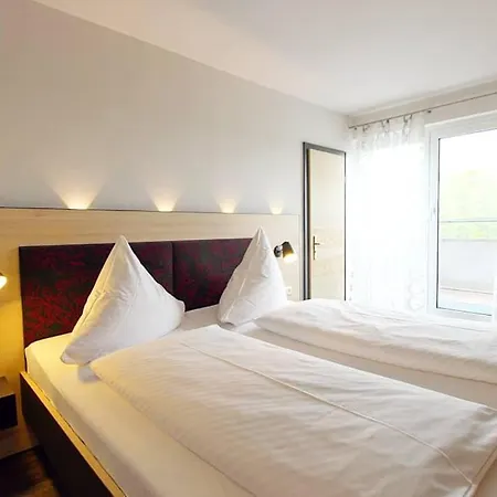 Hotel-restaurant Schwedi ホテル ランゲナルゲン