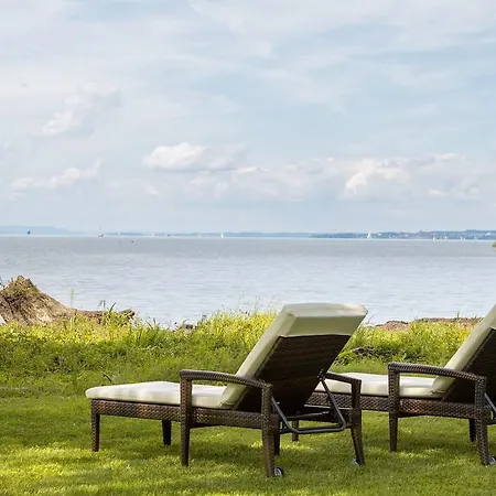 Hotel-restaurant Schwedi ホテル ランゲナルゲン