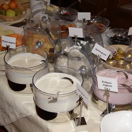 ホテル Hotel-restaurant Schwedi ランゲナルゲン